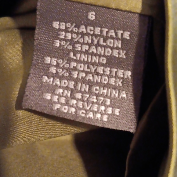 NWOT Taylor from Nordstrom Olive Green Dress with Ruffle, P2P 20" - Picture 7 of 7